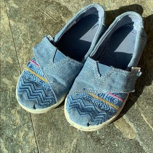 Toddler Toms. 9